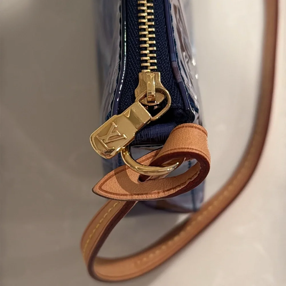 VEUC Louis Vuitton Vernis Ikat Floral Pochette Limited Edition 2013